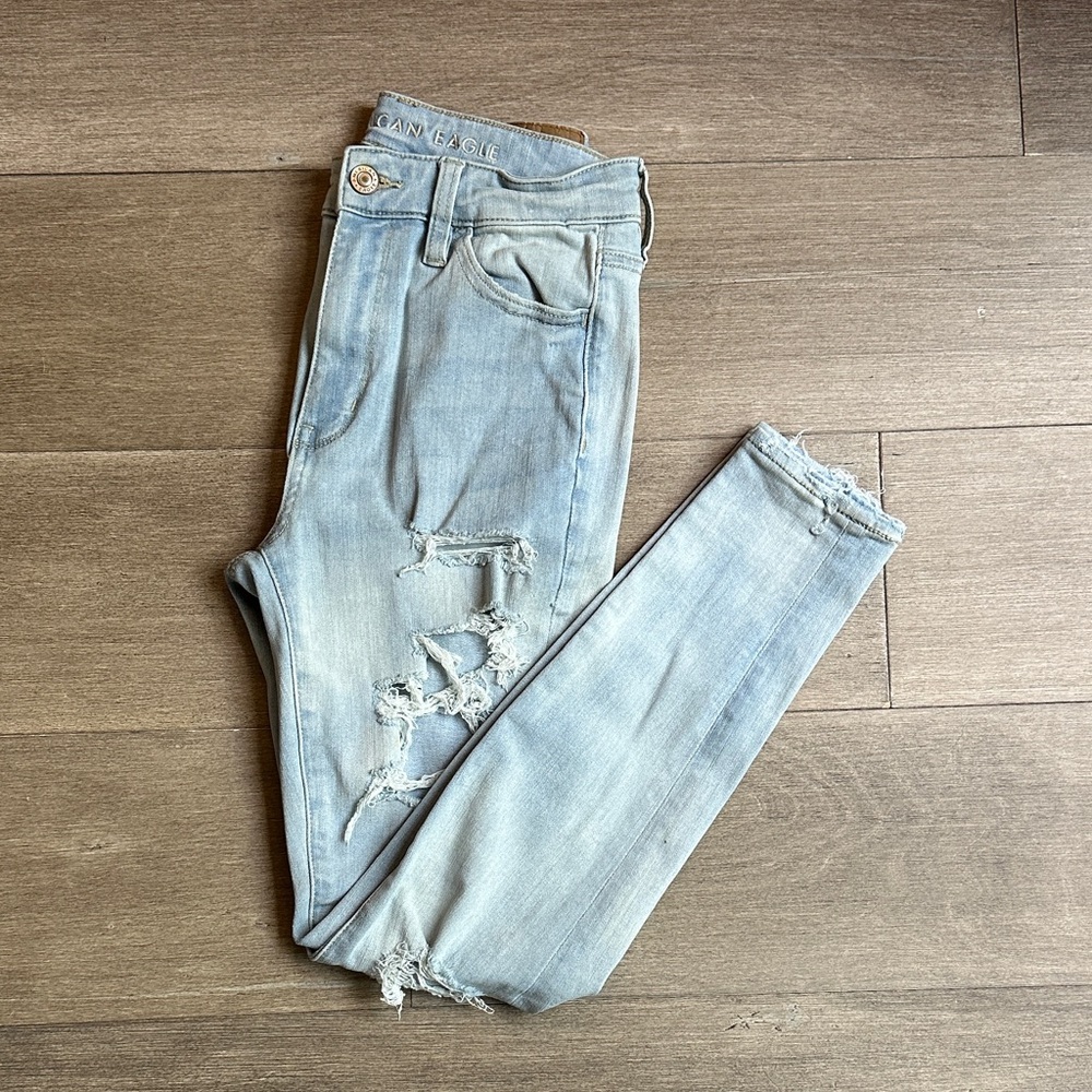 AE Super Hi-Rise Cropped Light Blue Jeggings